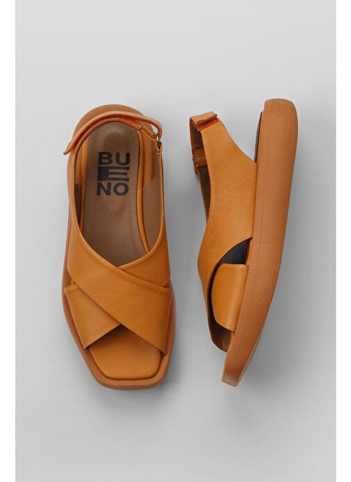 Bueno Shoes Turuncu Deri Kadın Dolgu Topuklu Sandalet 01wy1012 - Görsel 2