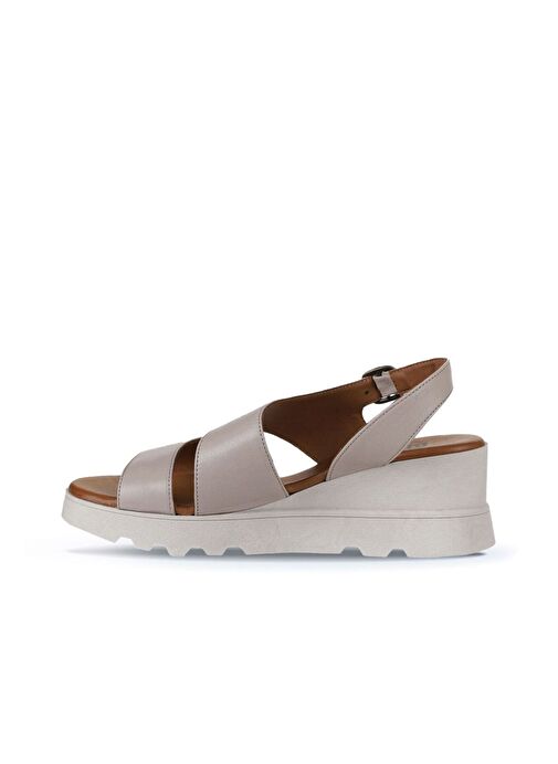 Bueno Shoes Gri Deri Kadın Dolgu Topuklu Sandalet 01wy8602 - Görsel 5