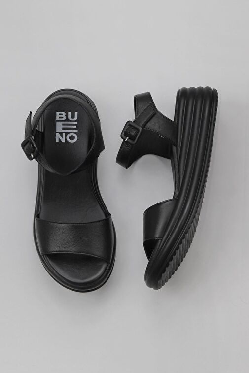 Bueno Shoes Siyah Deri Kadın Dolgu Topuklu Sandalet 01wy5700 - Görsel 3
