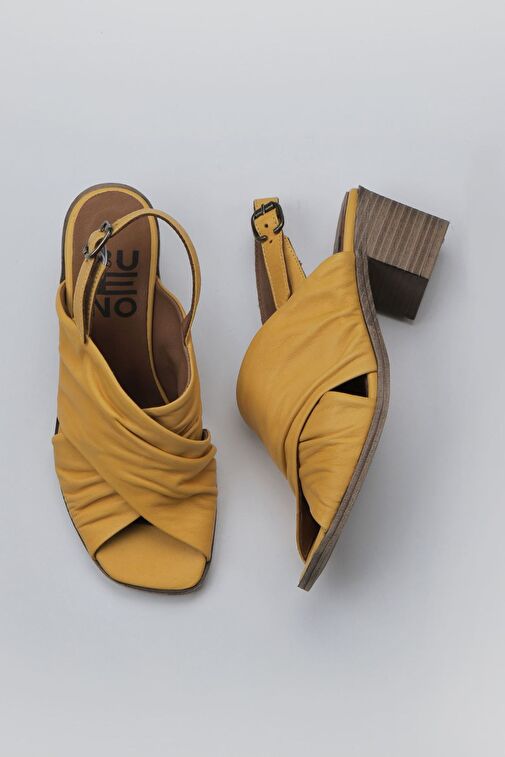 Bueno Shoes Sarı Deri Kadın Topuklu Sandalet 01wy4902 - Görsel 2
