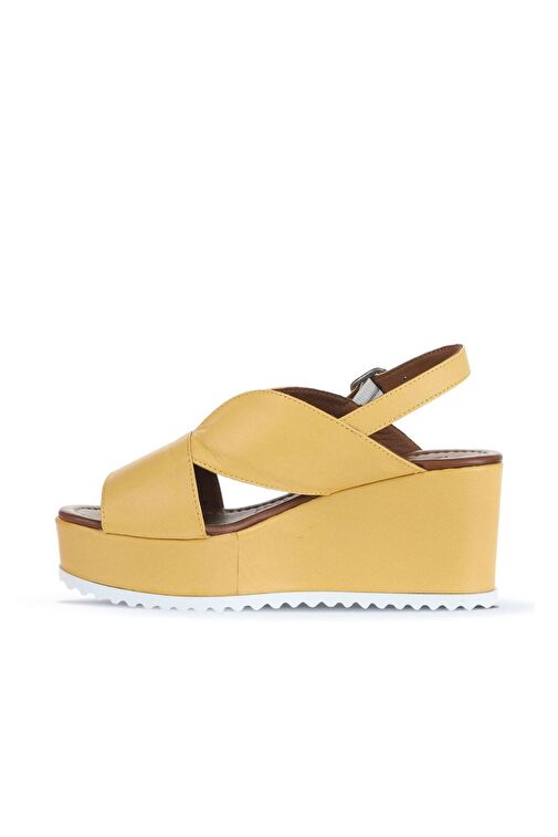 Bueno Shoes Sarı Deri Kadın Dolgu Topuklu Sandalet 01wa5600 - Görsel 4