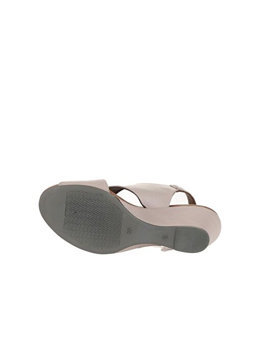 Bueno Shoes Gri Deri Kadın Dolgu Topuklu Sandalet 01wj1501 - Görsel 6