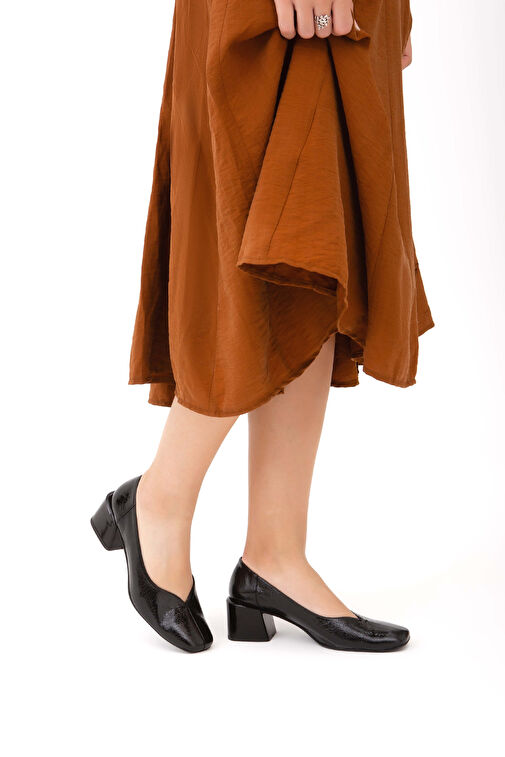 Tamer Tanca Kadın Hakiki Deri Siyah Rugan GOVA Ayakkabı - Görsel 2