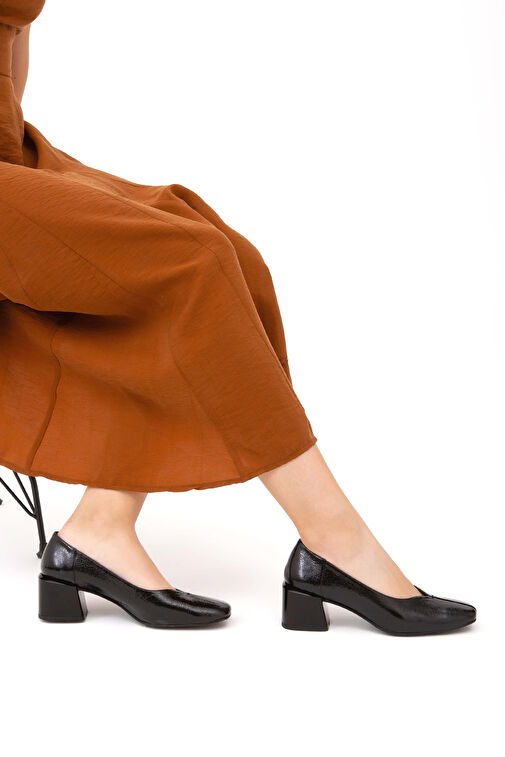 Tamer Tanca Kadın Hakiki Deri Siyah Rugan GOVA Ayakkabı - Görsel 5