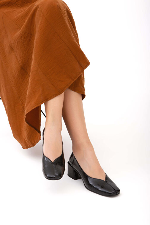 Tamer Tanca Kadın Hakiki Deri Siyah Rugan GOVA Ayakkabı - Görsel 6