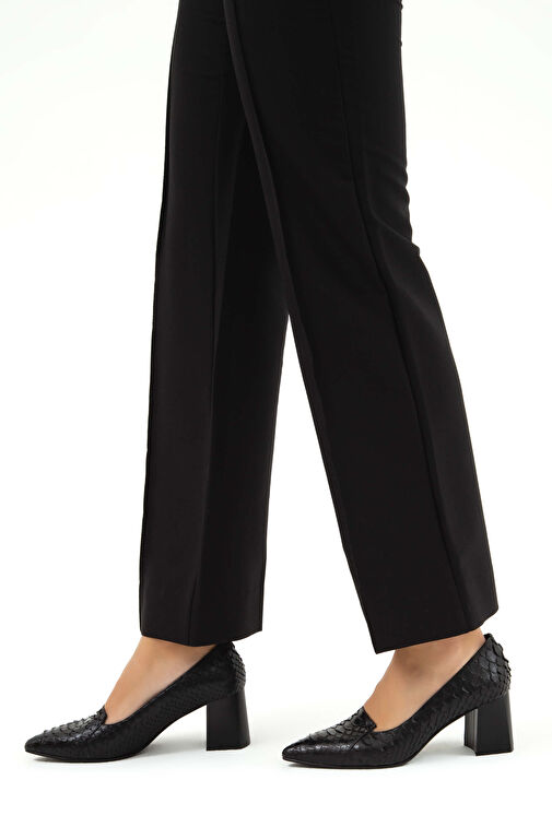 Tamer Tanca Yeşil Kadın Deri Klasik Ayakkabı 33 2023 BN AYK SK22/23 - Görsel 4