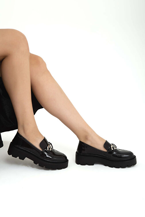 Tamer Tanca Kadın Suni Deri Siyah Rugan Loafer Ayakkabı - Görsel 6