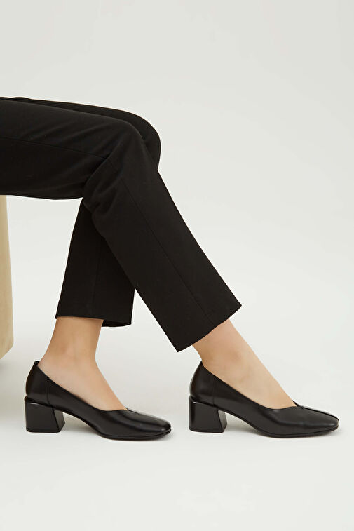 Tamer Tanca Kadın Hakiki Deri Siyah Deri Topuklu Ayakkabı - Görsel 5