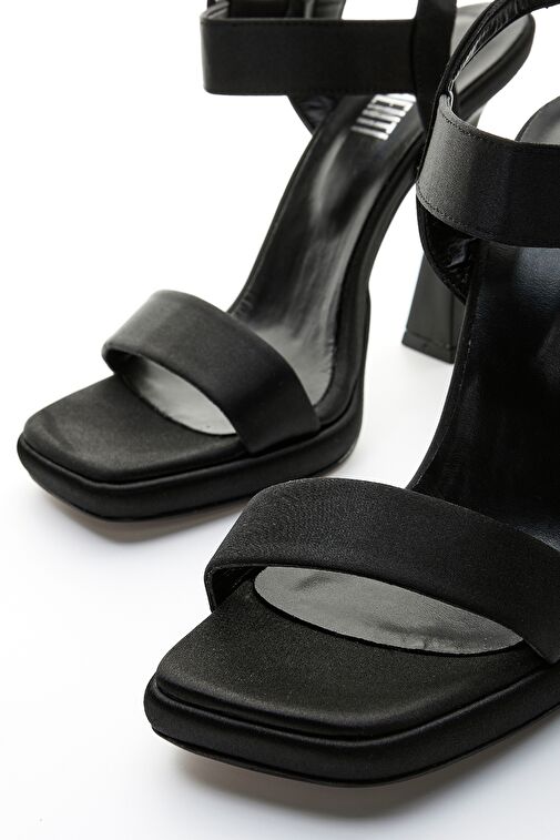 Valmenti Ambra Kadın Siyah Saten Suni Deri Topuklu Ayakkabı - Görsel 4