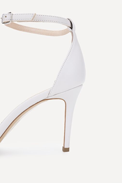 Valmenti Taine Kadın Beyaz Cilt Hakiki Deri Topuklu Ayakkabı - Görsel 4