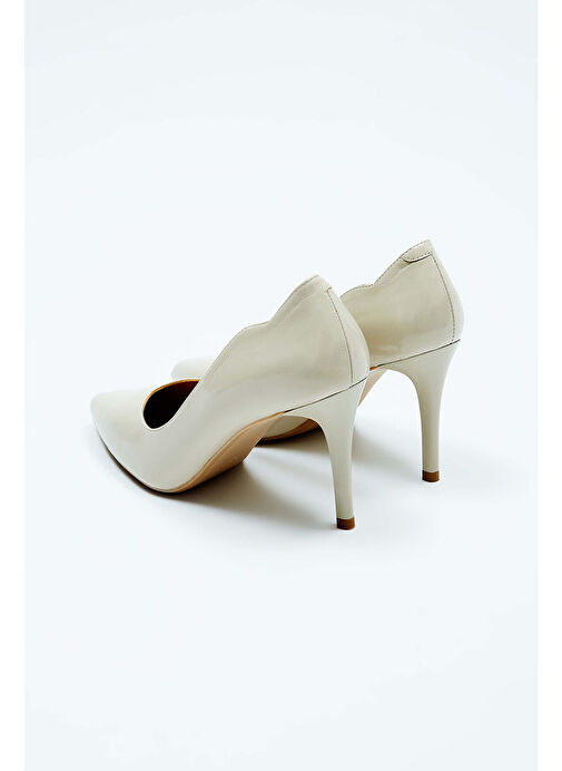 Tamer Tanca Kadın Hakiki Deri Bej Topuklu Ayakkabı - Görsel 4