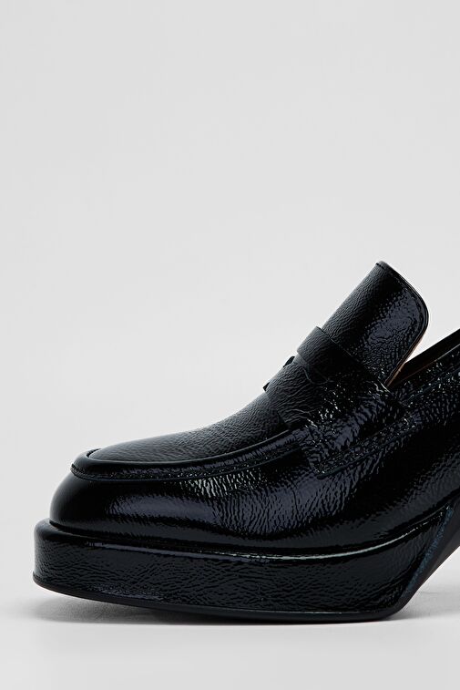 Valmenti Kadın Siyah Rugan Hakiki Deri Topuklu Ayakkabı - Görsel 4