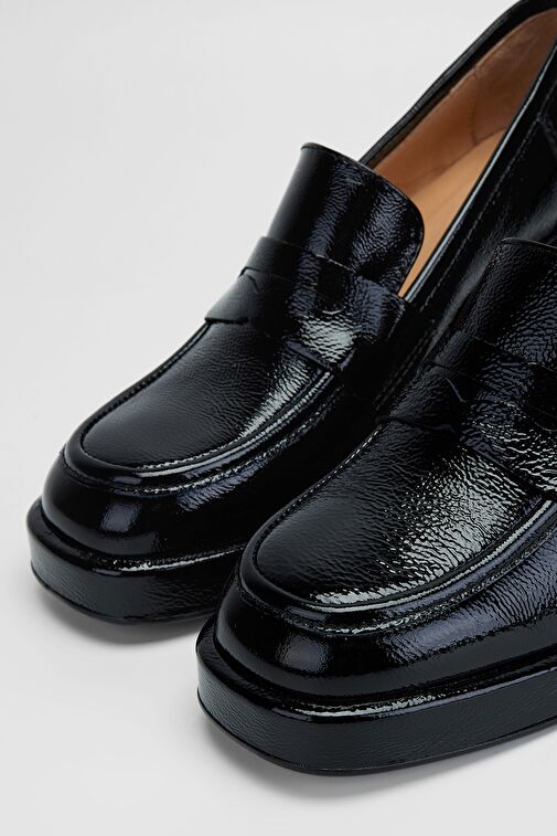 Valmenti Kadın Siyah Rugan Hakiki Deri Topuklu Ayakkabı - Görsel 6