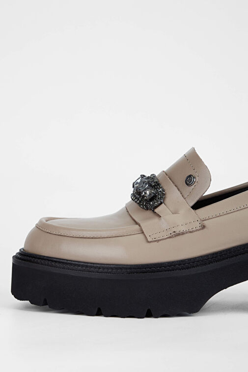 Tamer Tanca Siyah Kadın Rugan Loafer 33 75503 BN AYK SK23/24 - Görsel 4