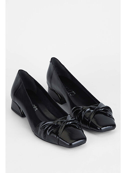Tamer Tanca Kadın Hakiki Deri Siyah Rugan Topuklu Ayakkabı - Görsel 3