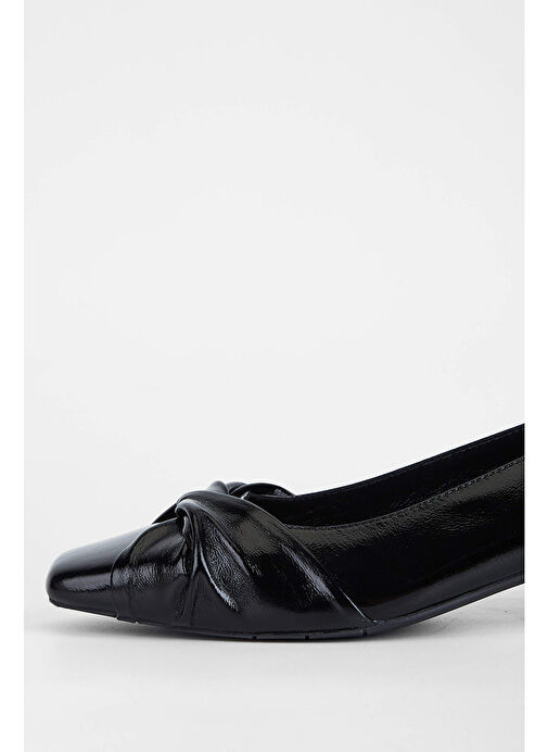 Tamer Tanca Kadın Hakiki Deri Siyah Rugan Topuklu Ayakkabı - Görsel 4