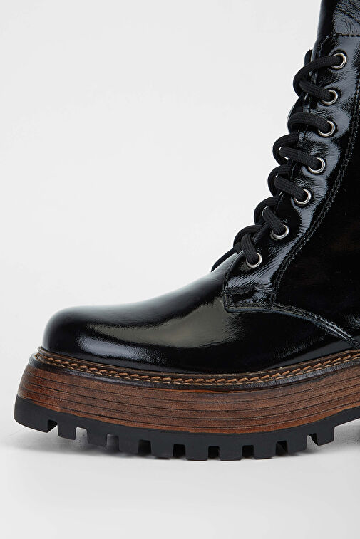 Tamer Tanca Kadın Hakiki Deri Siyah Rugan Casual Bot - Görsel 4