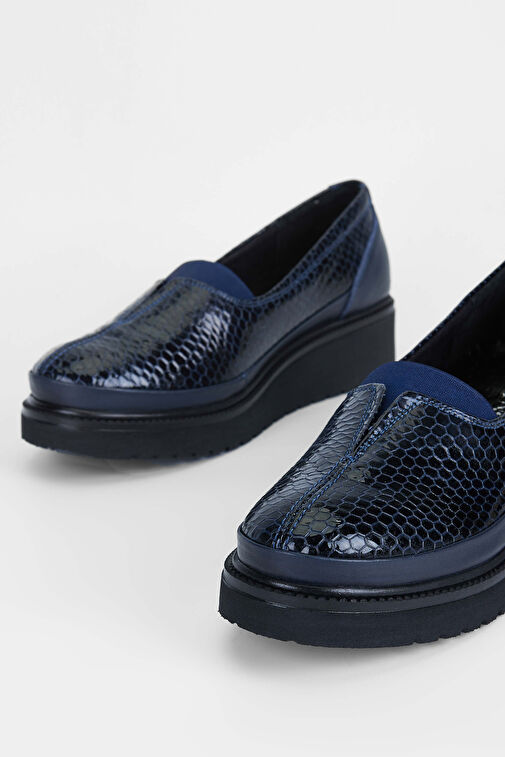 Tamer Tanca Kadın Hakiki Deri Lacivert Casual Ayakkabı - Görsel 4