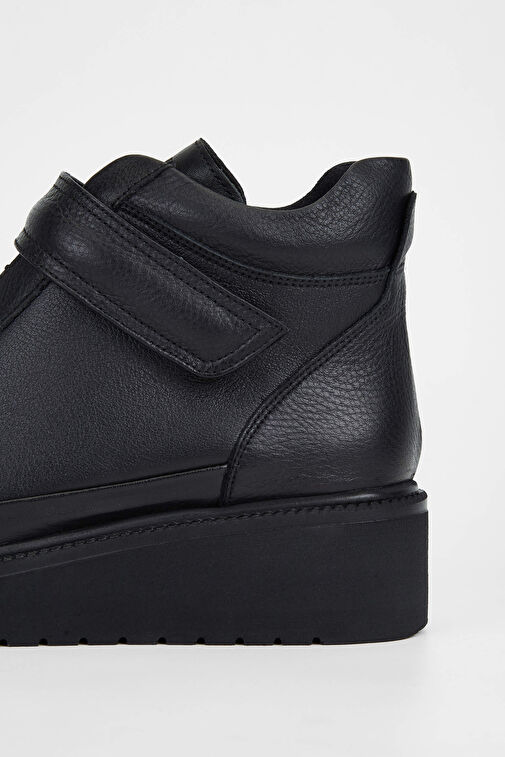 Tamer Tanca Kadın Hakiki Deri Siyah Casual Bot - Görsel 5