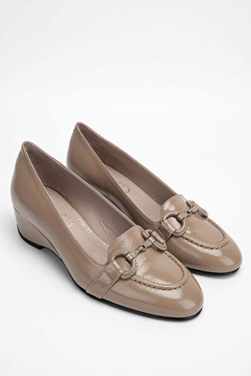 Tamer Tanca Kadın Hakiki Deri Vizon Rugan Klasik Ayakkabı - Görsel 3