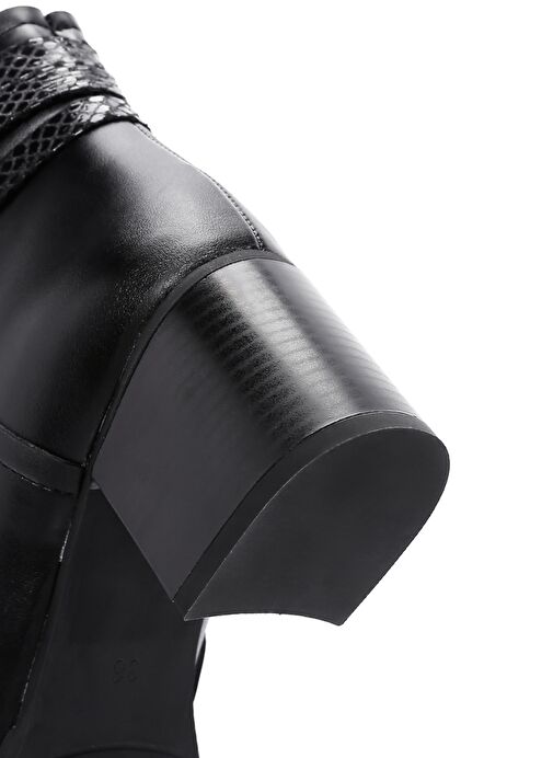 Kadın Siyah Fermuarlı Kalın Topuklu Bot 25WFE250418 - Görsel 9