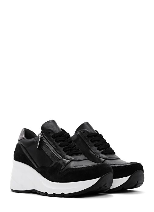 Kadın Siyah Bağcıklı Fermuar Detaylı Dolgu Topuklu Deri Sneaker 25AFD370514 - Görsel 4