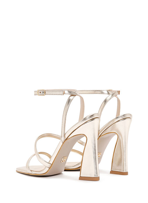 Kadın Altın Bilekten Bantlı Topuklu Metalik Sandalet 24SFE390832 - Görsel 8