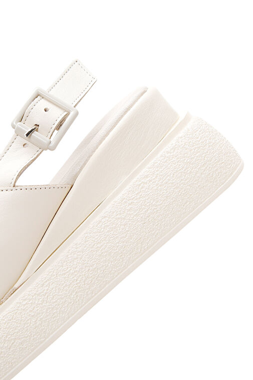 Kadın Bej Bilekten Bantlı Kalın Tabanlı Deri Sandalet 24SFD200218 - Görsel 8