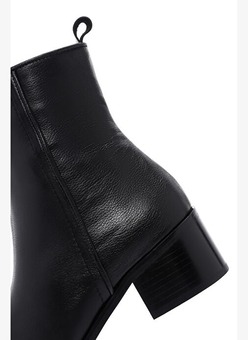 Kadın Siyah Fermuar Detaylı Kısa Topuklu Deri Bot 25WFD151218 - Görsel 8