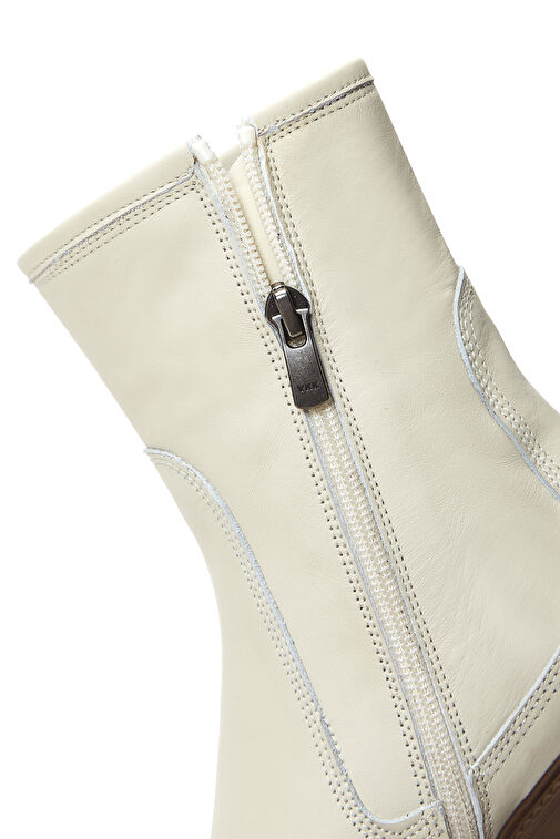 Kadın Bej Fermuarlı Kalın Topuklu Deri Bot 24WFD131518 - Görsel 9