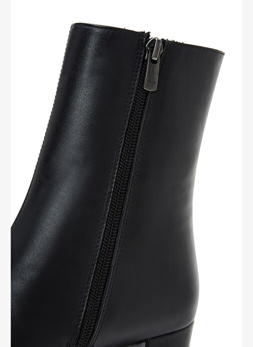 Kadın Siyah Fermuarlı Kalın Topuklu Deri Bot 25WFD130818 - Görsel 9
