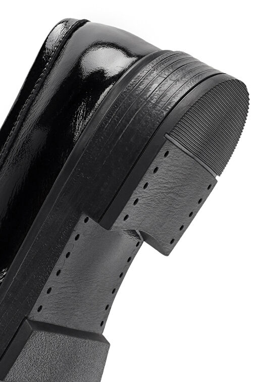 Derimod Siyah Kadın Rugan Loafer 24WFD183916 - Görsel 9