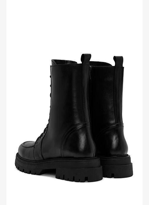 Kadın Siyah Bağcıklı Fermuar Detaylı Deri Postal Bot 25WFD180618 - Görsel 6