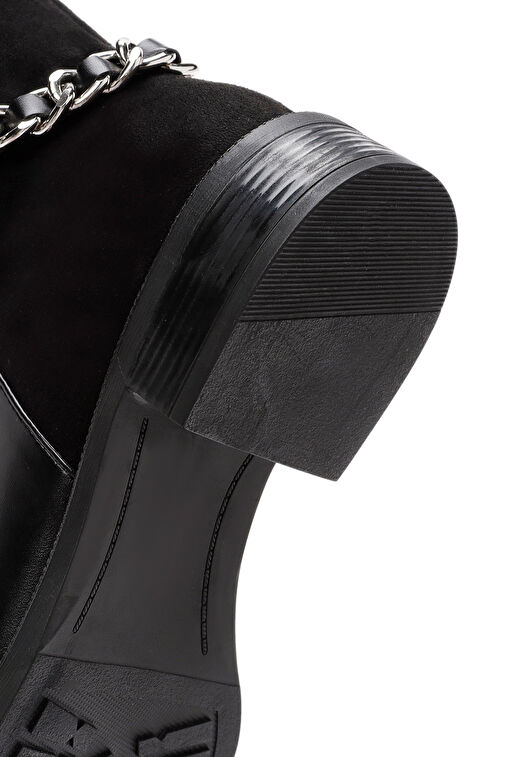 Kadın Siyah Zincir Detaylı Fermuarlı Bot 24WFE401714 - Görsel 9