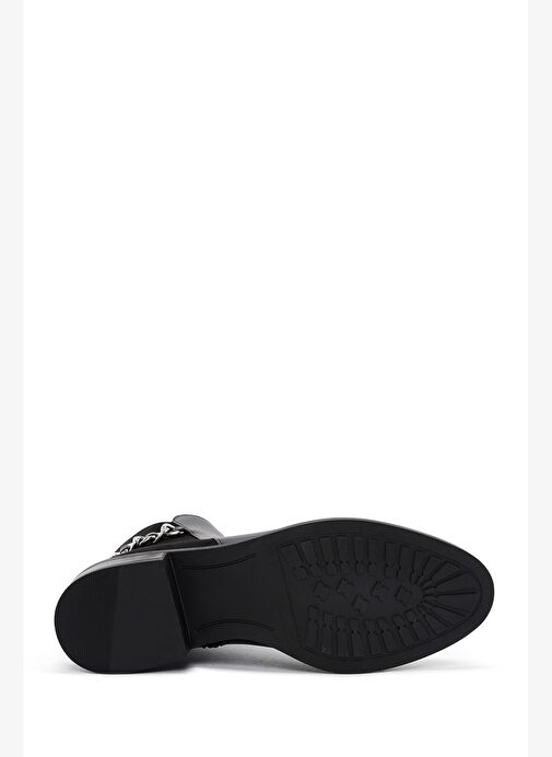 Kadın Siyah Zincir Detaylı Fermuarlı Bot 25WFE400514 - Görsel 6