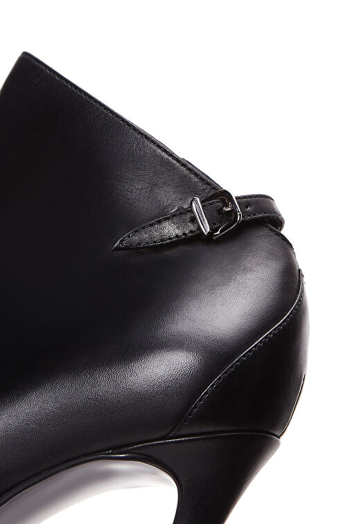 Kadın Siyah Fermuarlı Toka Detaylı İnce Topuklu Deri Bot 24WFD100918 - Görsel 9
