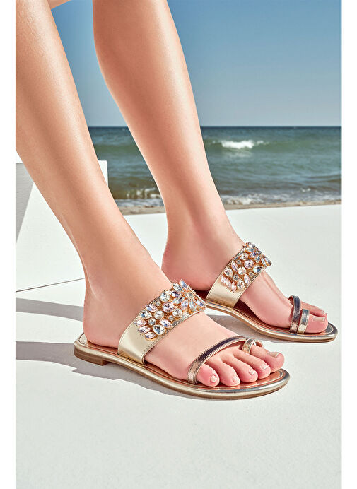 Kadın Altın Taşlı Parmak Arası Terlik 25SFE450014 - Görsel 2