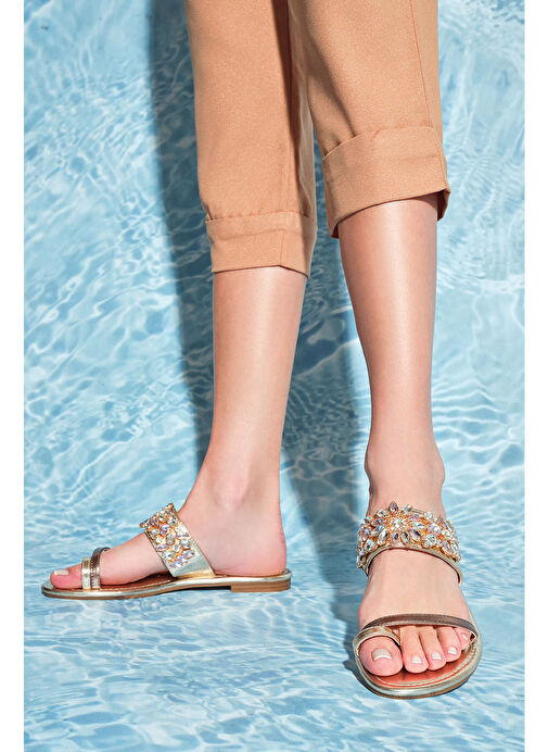Kadın Altın Taşlı Parmak Arası Terlik 25SFE450014 - Görsel 3