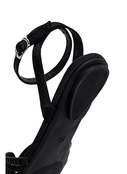 Kadın Siyah Bilekten Bağlamalı Taşlı Sandalet 25SFE450414 - Görsel 9