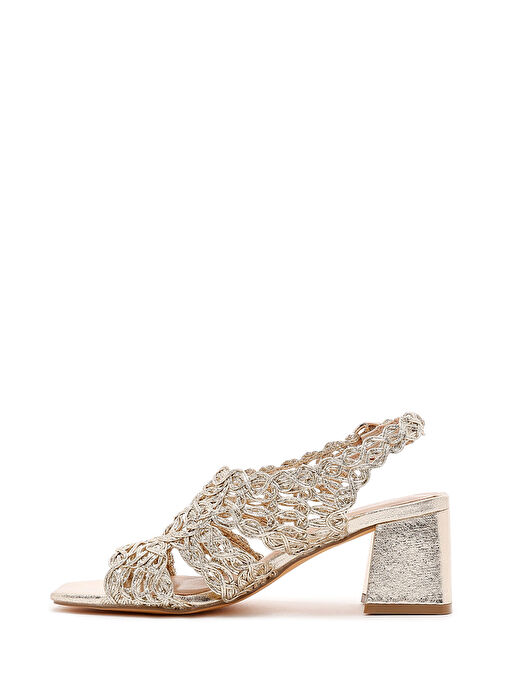 Kadın Altın Örgülü Metalik Kalın Kısa Topuklu Sandalet 25SFD440632 - Görsel 3