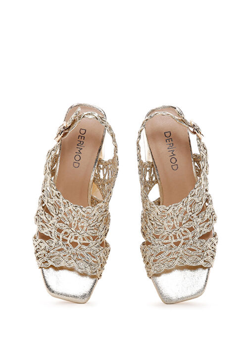 Kadın Altın Örgülü Metalik Kalın Kısa Topuklu Sandalet 25SFD440632 - Görsel 7