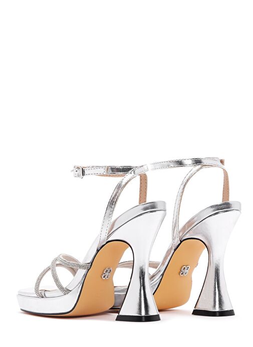 Kadın Gümüş Bilekten Bağlamalı Kalın Yüksek Topuklu Sandalet 25SFD441014 - Görsel 7