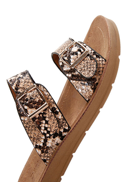 Kadın Kahverengi Çift Tokalı Desenli Terlik 25SFE460240 - Görsel 8