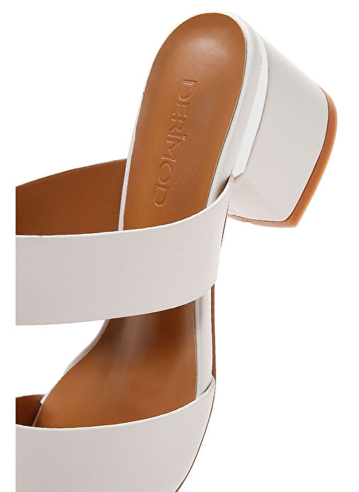 Kadın Beyaz Kısa Kalın Topuklu Terlik 25SFE460818 - Görsel 8