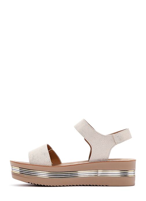 Kadın Altın Bilekten Bantlı Kalın Tabanlı Metalik Sandalet 25SFE461832 - Görsel 3