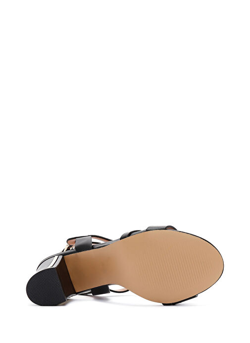 Kadın Siyah Bilekten Bantlı Kalın Topuklu Sandalet 25SFE462118 - Görsel 6