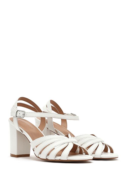 Derimod Derimod Kadın Beyaz Bilekten Bantlı Kalın Topuklu Sandalet 25SFE462218 Sandalet & Terlik | Boyner Beyaz - 4. görsel