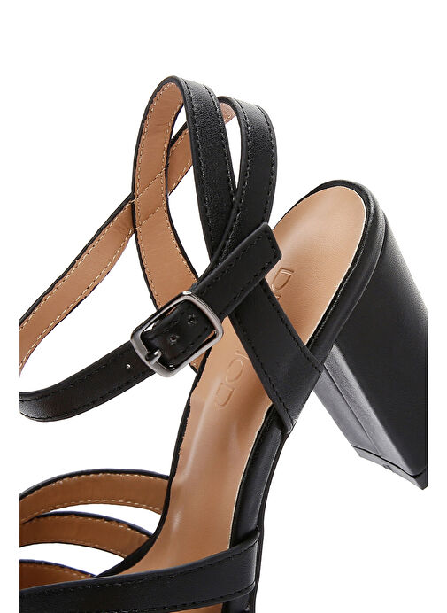 Kadın Siyah Bilekten Bantlı Kalın Topuklu Sandalet 25SFE462218 - Görsel 9