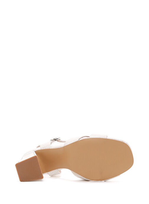 Kadın Beyaz Bilekten Bantlı Kalın Topuklu Kroko Sandalet 25SFE4623E3 - Görsel 5