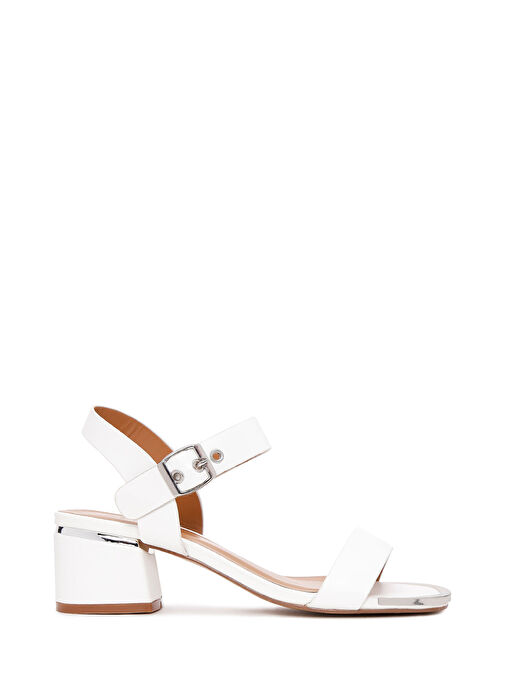 Kadın Beyaz Bilekten Bantlı Kısa Kalın Topuklu Sandalet 25SFE461918 - Görsel 2